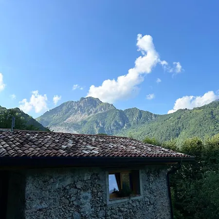 Dağ evi Il Nocciolo