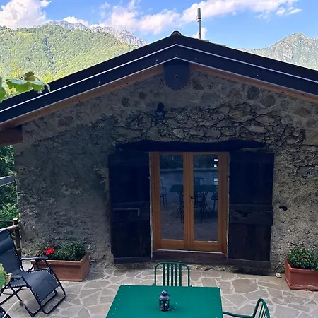 Il Nocciolo Dağ evi