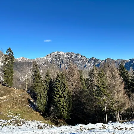 Il Nocciolo Dağ evi *