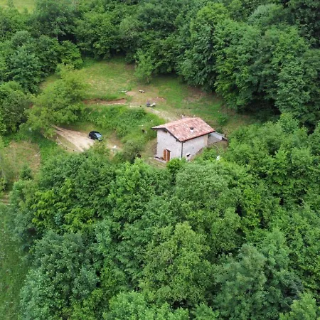 Il Nocciolo Dağ evi